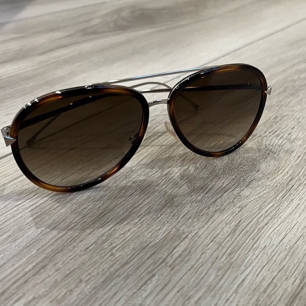 Fendi Aviator Sunglasses - Picture 2 of 8
